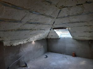 ocieplenie_poddasza__pod_stelaz_piania_poliuretanowa_2 ocieplenie_poddasza__pod_stelaz_piania_poliuretanowa_2