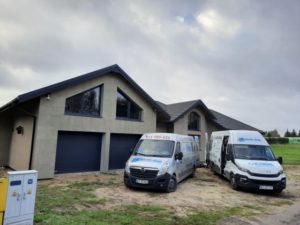 ocieplenie_poddasza_piana_poliuretanowa_w_domu_jednorodzinnym (2)